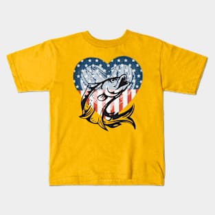 America Loves Bass Fishing (patriotic Heart + bass) Kids T-Shirt